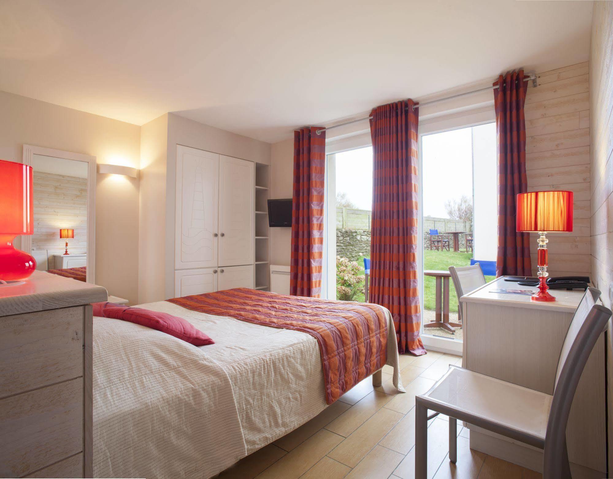 Logis Hotel Vent D'Iroise Plougonvelin Εξωτερικό φωτογραφία